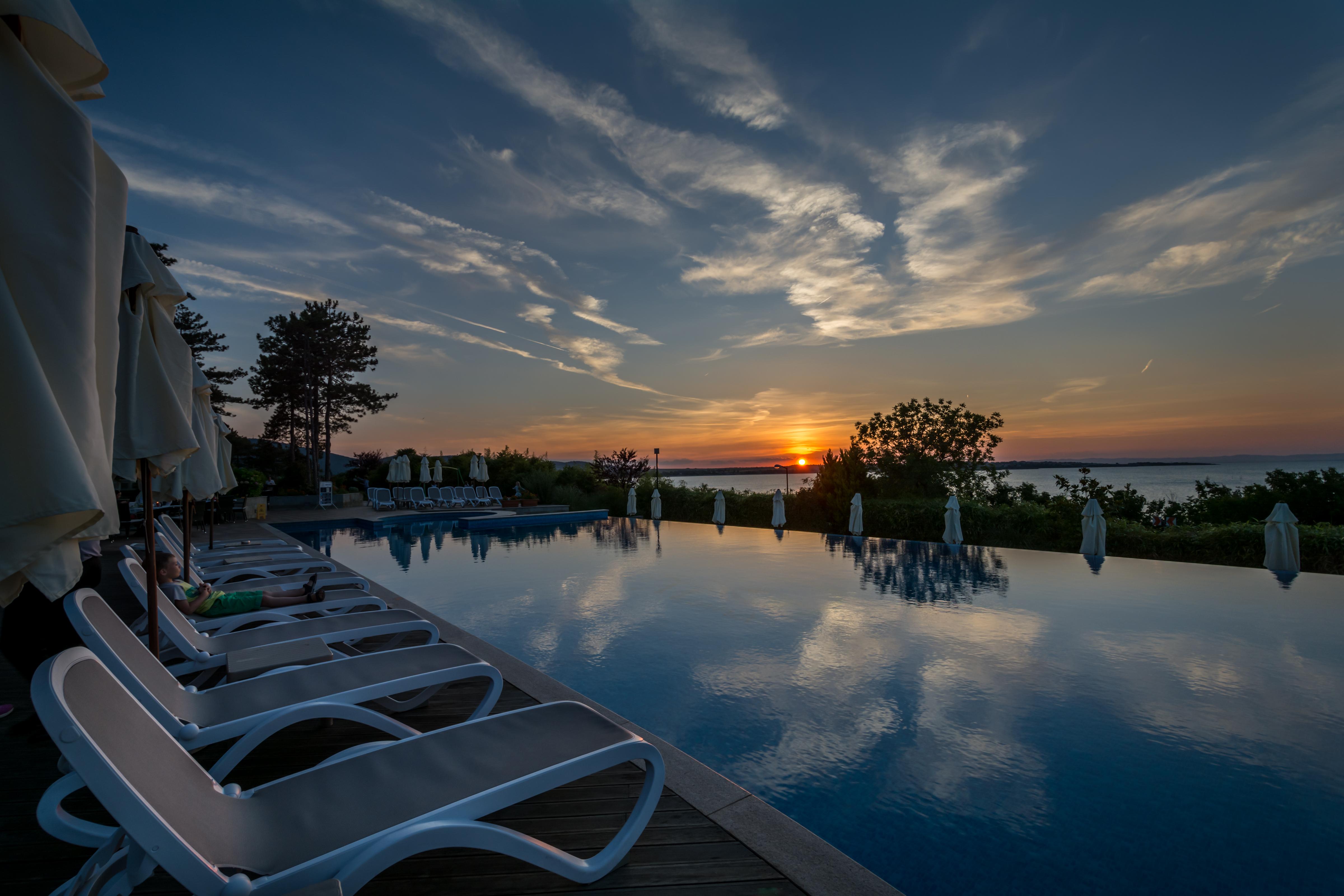 Santa Marina Holiday Village Sozopol Bagian luar foto